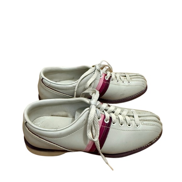 Elegant Cream and Pink Women's Bowling shoes - Picture 4 of 6